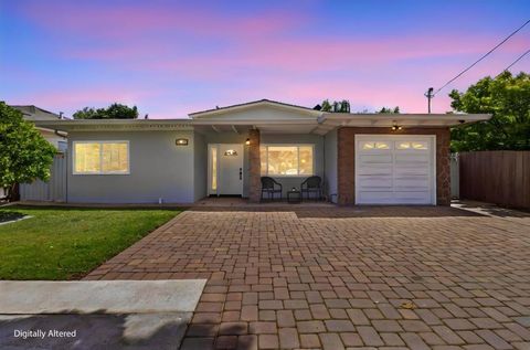 Photo of 1430 Chilco Street, Menlo Park, CA 94025 (MLS # ML82048792)