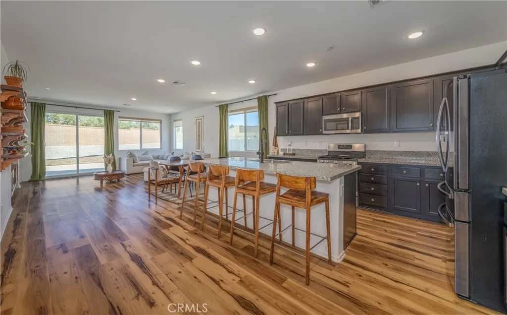 Banning, California 92220, United States, 3 Bedrooms Bedrooms, ,2 BathroomsBathrooms,Residential,Active,196198