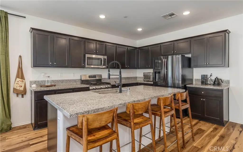 Banning, California 92220, United States, 3 Bedrooms Bedrooms, ,2 BathroomsBathrooms,Residential,Active,196198