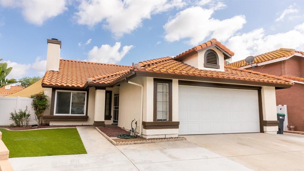 Photo of 39640 Almansa Court, Murrieta, CA 92562 (MLS # NDP2511125)
