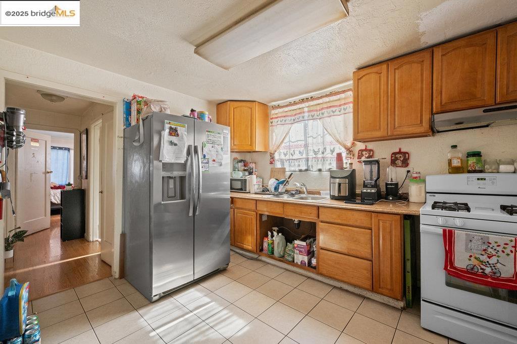 ELMHURST - Residential Income