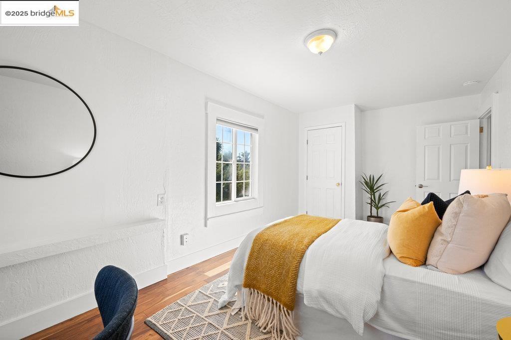ELMHURST - Residential Income