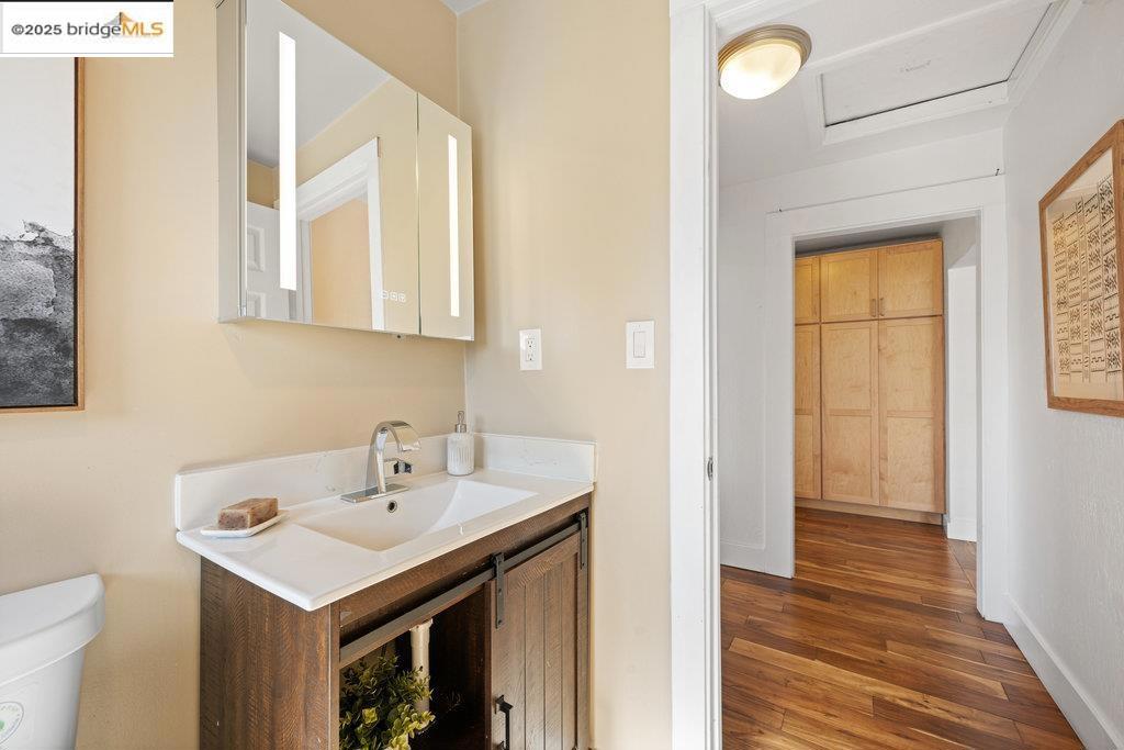 ELMHURST - Residential Income