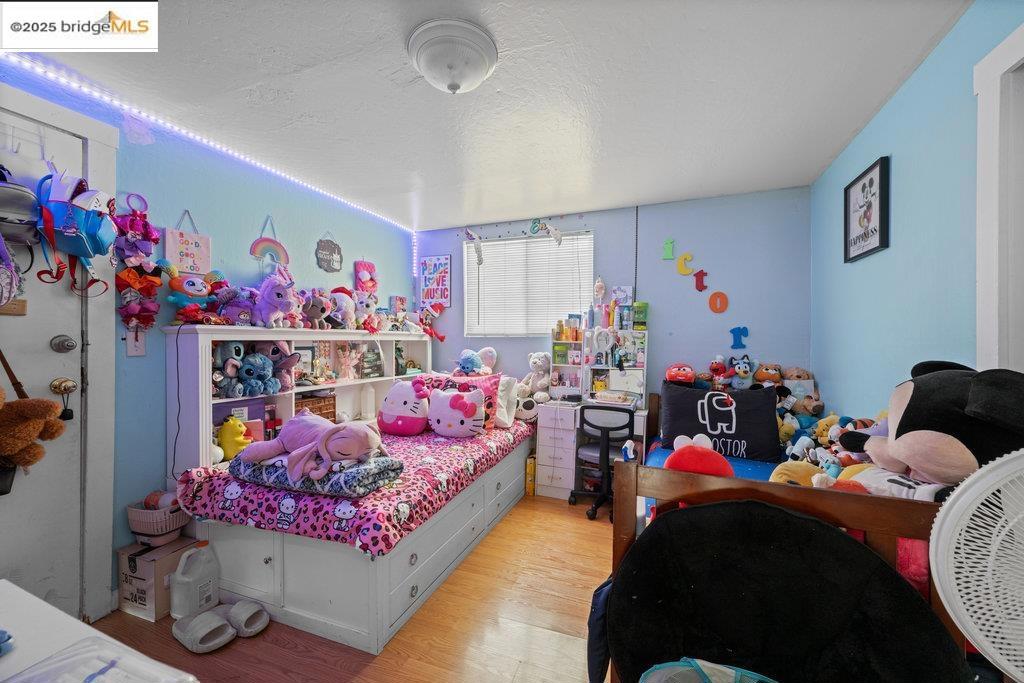 ELMHURST - Residential Income