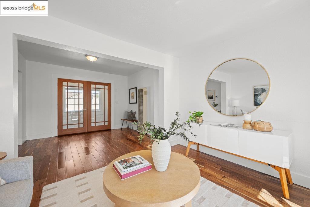 ELMHURST - Residential Income