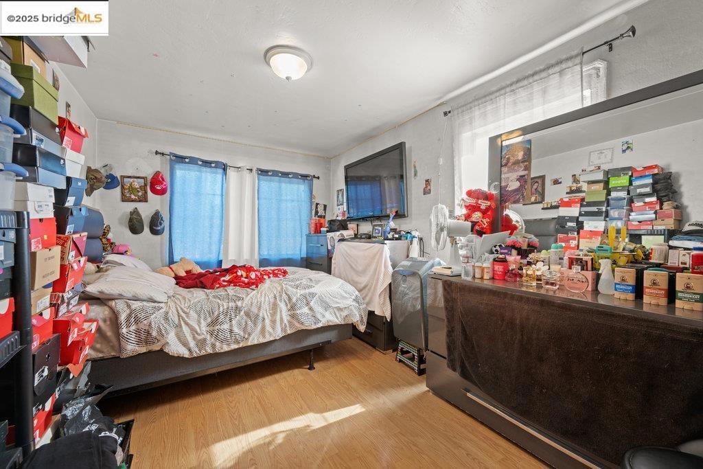 ELMHURST - Residential Income