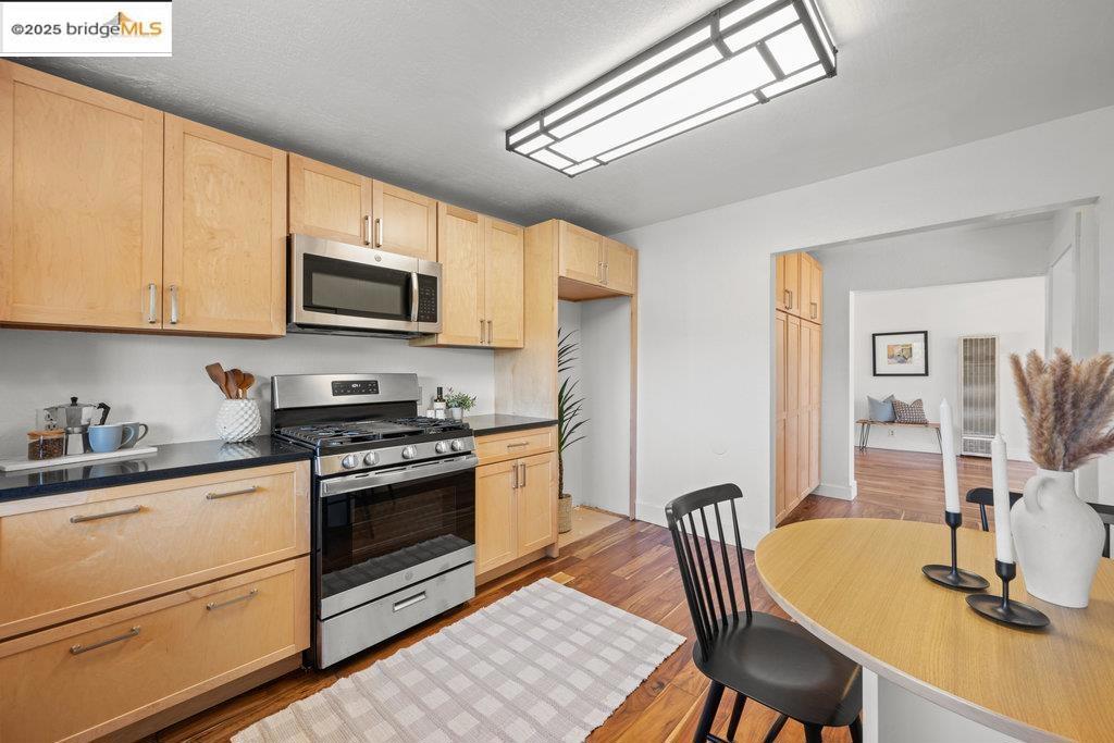 ELMHURST - Residential Income