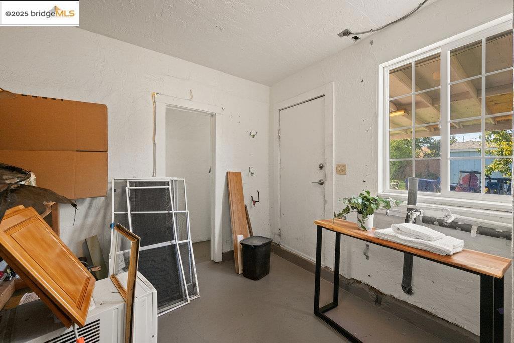ELMHURST - Residential Income