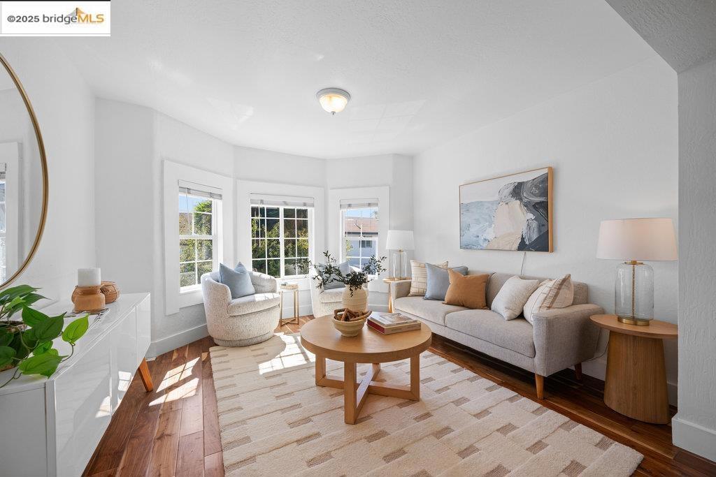 ELMHURST - Residential Income