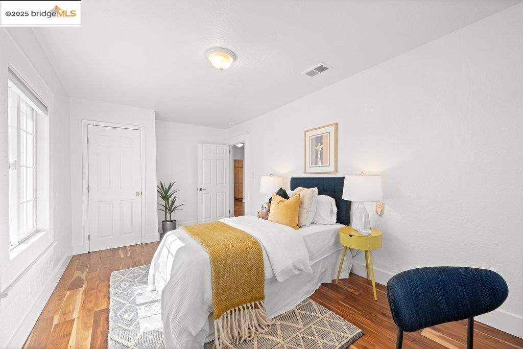 ELMHURST - Residential Income