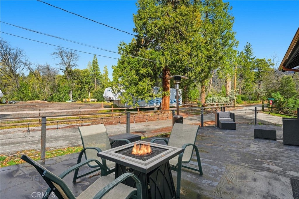 39490 Crane Valley Court