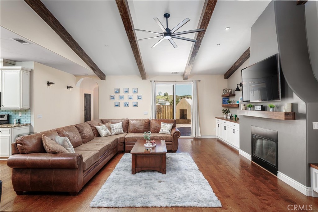 PROPERTIES 3620 Delaney Place