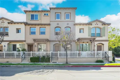 MLS: OC26061950