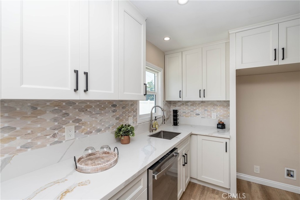 Artcraft Manor (AM) - Residential Lease
