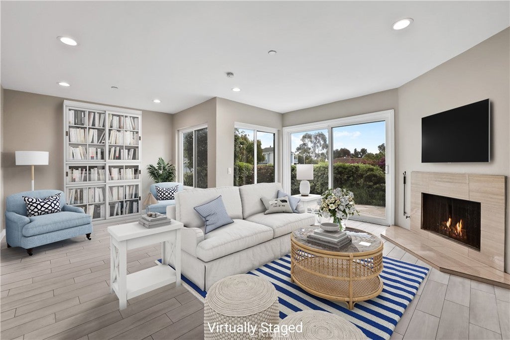 2162 Calle Ola Verde