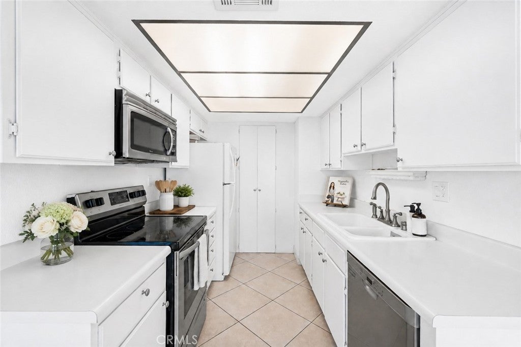18408 Hatteras