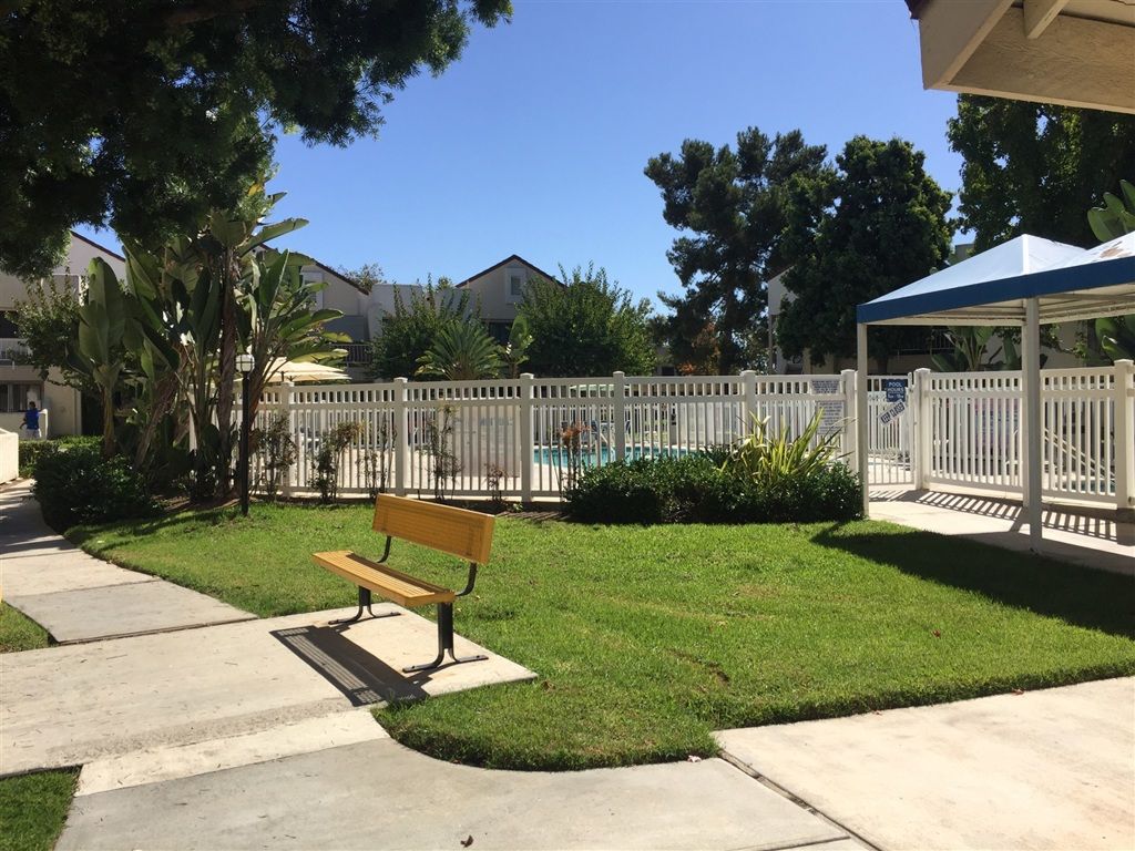 listing image 130724449389396227231