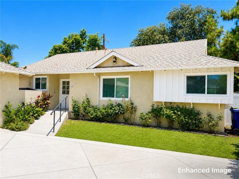 Photo of 6614 Nevada Avenue, Woodland Hills, CA 91303 (MLS # SR26150279)