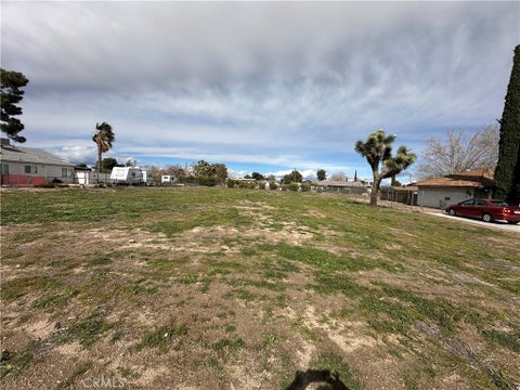 Photo of 0 Riverside, Hesperia, CA 92345 (MLS # PW26148875)