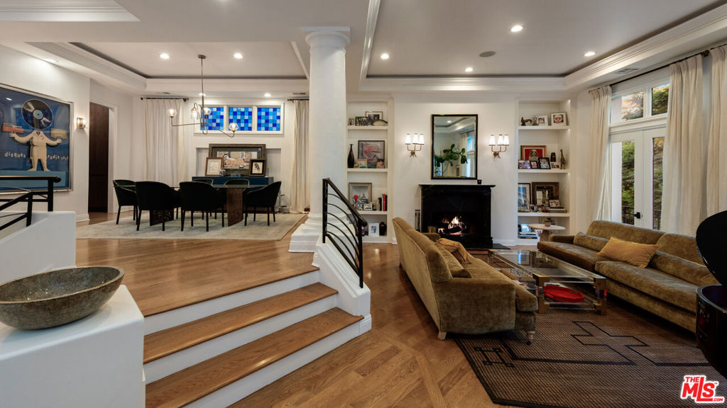 123 Channel Pointe Mall