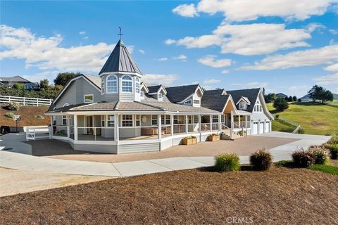 Tiny photo for 172 Falcon Crest Dr, Arroyo Grande, CA 93420 (MLS # SC26048469)