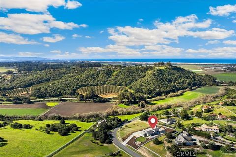 Tiny photo for 172 Falcon Crest Dr, Arroyo Grande, CA 93420 (MLS # SC26048469)