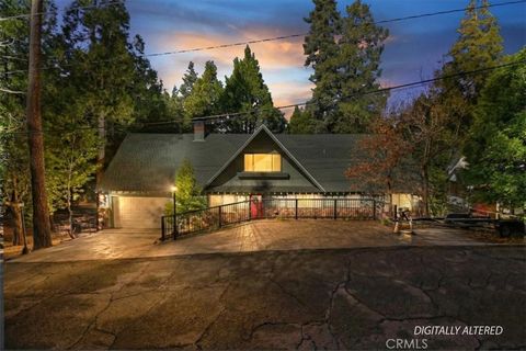 Photo of 180 Joaquin Miller Rd, Lake Arrowhead, CA 92352 (MLS # IG26037597)