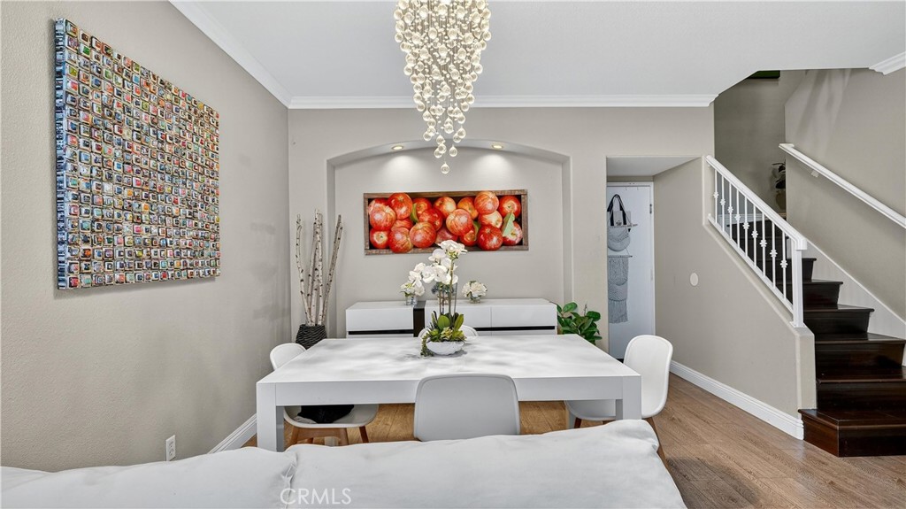 Applause (APP) - Residential