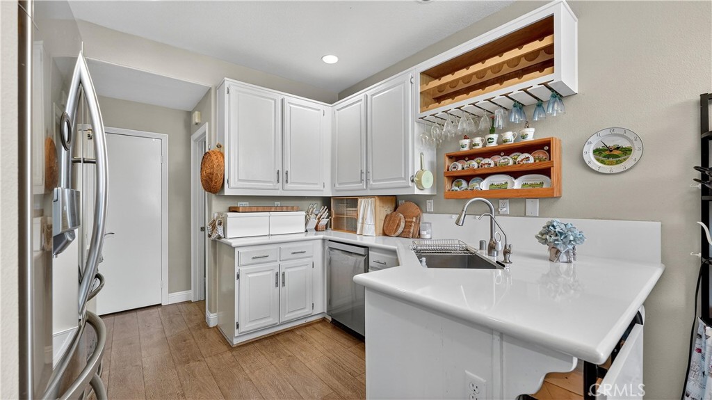 Applause (APP) - Residential