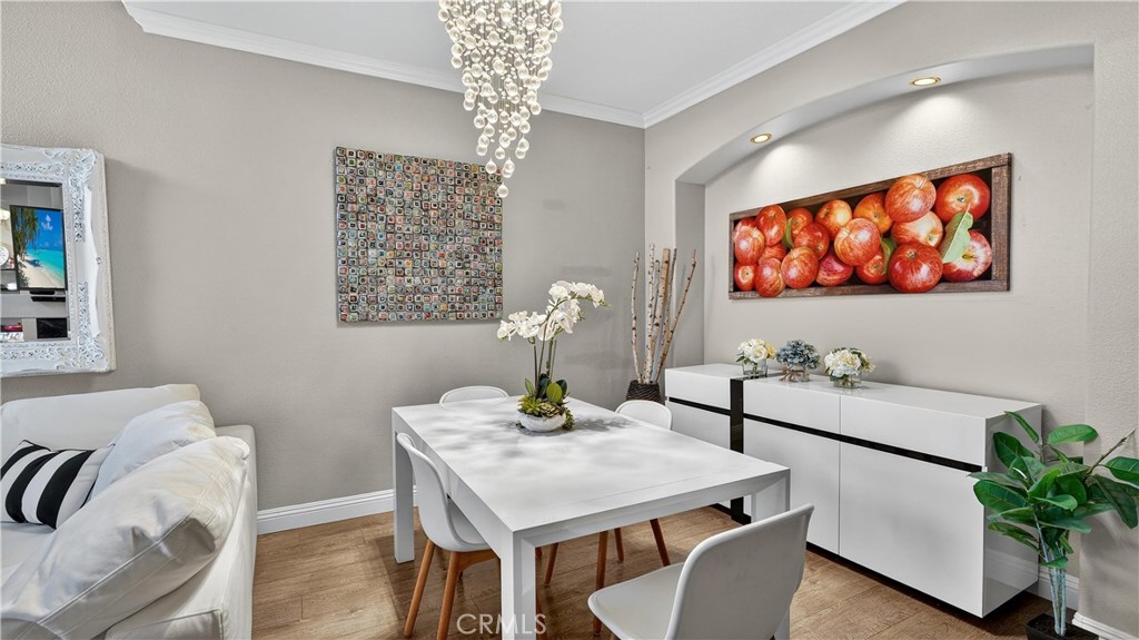 Applause (APP) - Residential