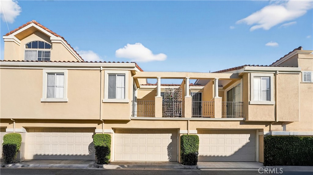 Applause (APP) - Residential