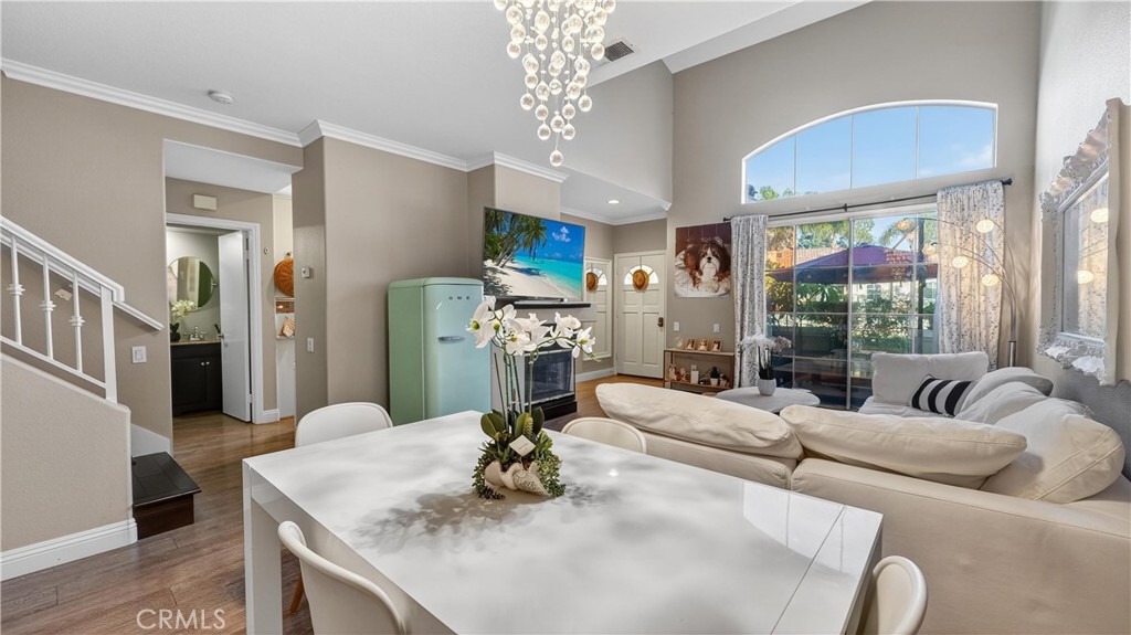 Applause (APP) - Residential