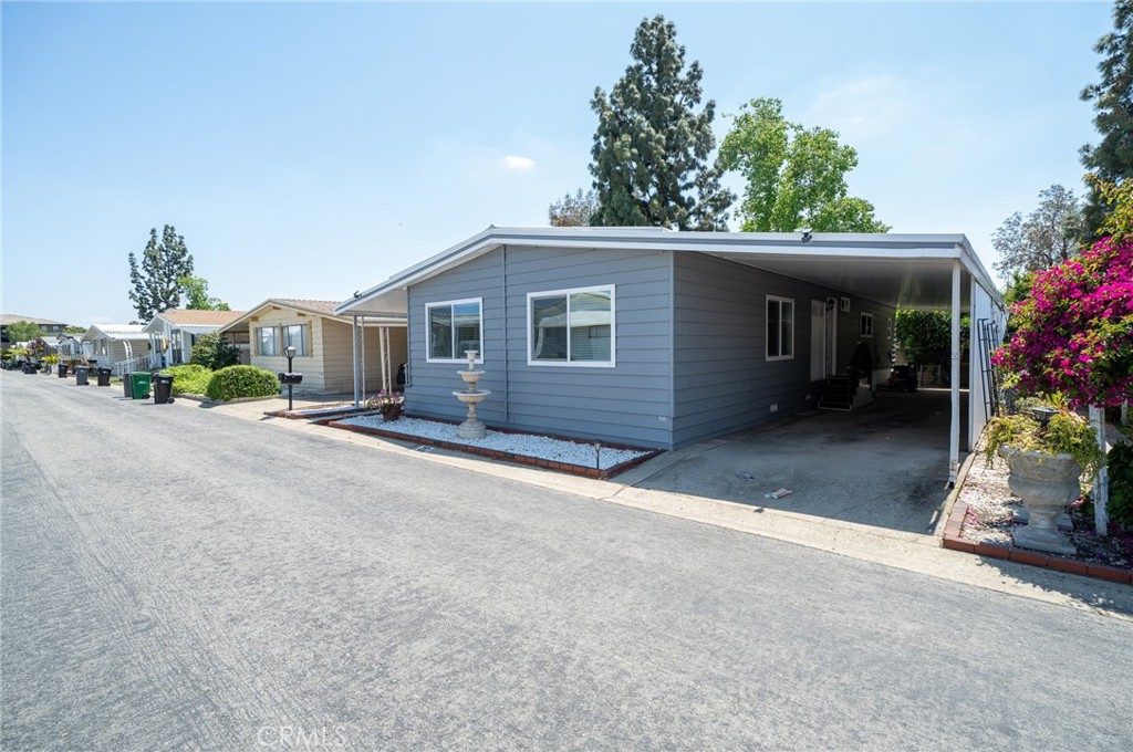 3945 Bradford Street 20
