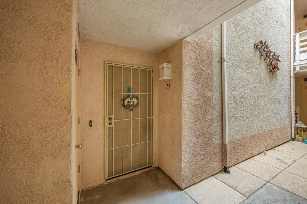 7283 Camino Degrazia Unit 11 11