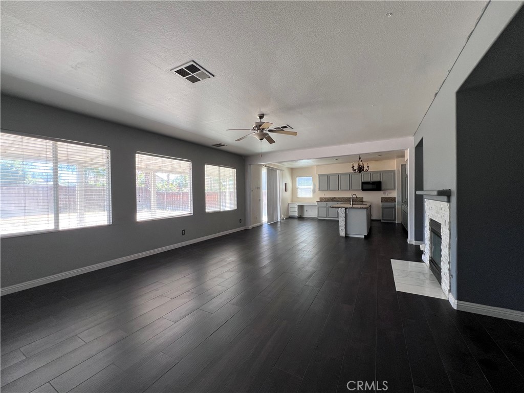 2914 Coffeeberry Way