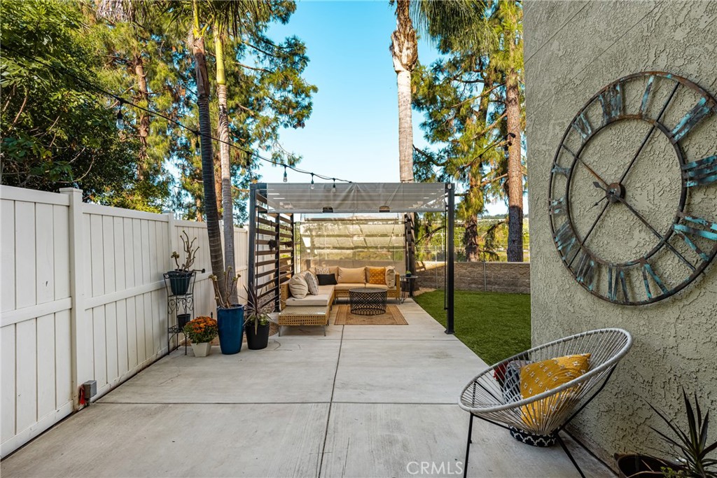 *LARGE OUTDOOR PATIO* *LUXURY VINYL FLOORING* *NEWER APPLIANCES INCLUDING STACKED WASHER & DRYER* *DIRECT GARAGE ACCESS* *SINGLE-LEVEL LIVING* *UPDATED BATHROOMS*
Discover an incredible opportunity to own a piece of Aliso Viejo’s coveted lifestyle in the exclusive Heather Ridge community. This unique, single-level condo provides a rare blend of comfort, style, and private outdoor living, allowing you to enjoy a premium location surrounded by beautiful homes.
Sitting gracefully above the street, this 994 sq. ft. Heather floorplan offers stunning views of the surrounding pine trees and hills. The interior has been thoughtfully updated with beautiful luxury vinyl flooring throughout, giving the spacious living area a fresh, modern feel.
Find comfort in two bedrooms and enjoy the renovated bathroom's touch of elegance. The jack-and-jill bath includes a convenient dual vanity with direct access from the primary suite, providing a private and seamless experience.
The kitchen is equipped with newer appliances and features a pass-through bar window, perfect for entertaining. For added convenience and security, the personal one-car garage is attached with direct access to the home and features an epoxy-coated floor.
Step outside to discover a truly exceptional feature: a large, private outdoor patio. This space extends past a private gate to a lush, underutilized common area grassy yard, creating a fantastic overflow for entertaining or play.
As a resident of Heather Ridge, you'll have access to fantastic amenities, including a nearby sparkling pool and two tennis courts. For the outdoor enthusiast, this home is ideally located near the Aliso and Wood Canyon Wilderness Park, offering over 30 miles of trails for hiking, running, and mountain biking. After meeting your step goal, grab your favorite folding chair and relax at any of the numerous beaches scattered along the coast of Laguna and Dana Point.
Enjoy the ultimate convenience with a location that's just a short walk from shopping and dining options just south of Pacific Park Drive. Explore the Marketplace of Laguna Niguel and nearby Plaza de la Paz, where a variety of shops and restaurants await. This is more than just a home—it's a lifestyle.