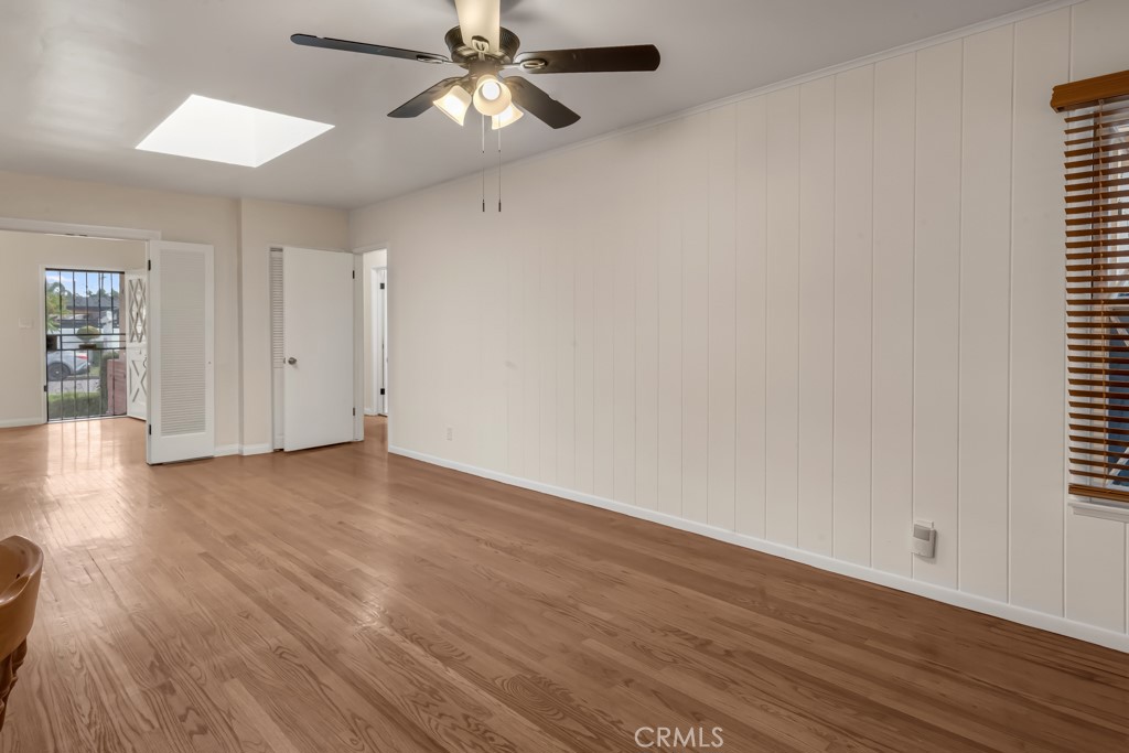 11437 Norlain Avenue