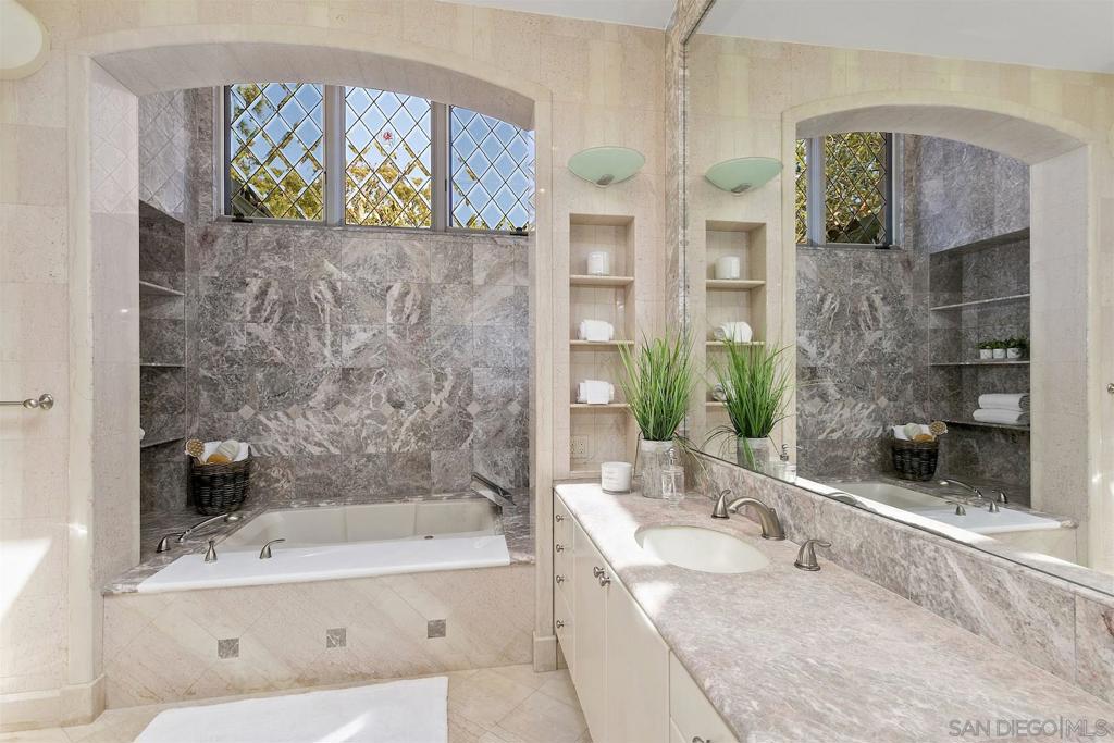 La Jolla - Residential