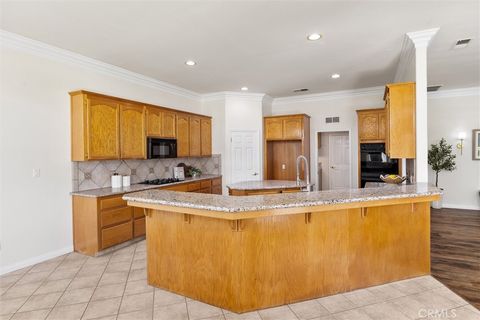 Tiny photo for 14005 Austin Creek Avenue, Bakersfield, CA 93314 (MLS # SR26158265)