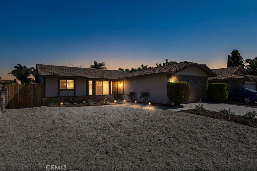 12888 Valley Springs