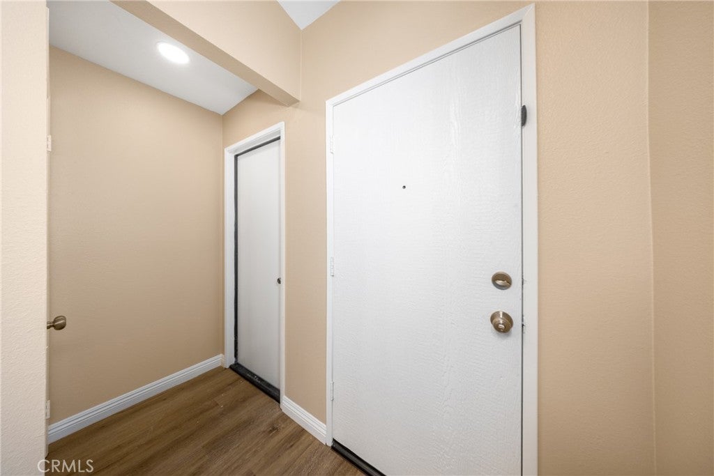 12888 Valley Springs