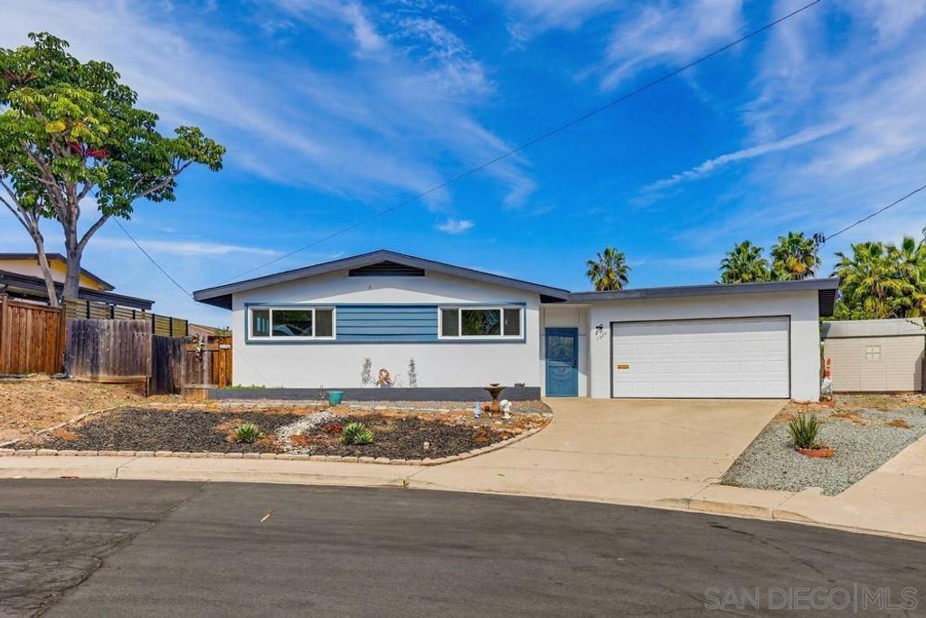 Photo of 7320 Sono Place Pl, La Mesa, CA 91941 (MLS # 260004987SD)