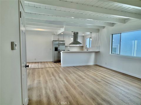 Photo of 86 16th Street St, Hermosa Beach, CA 90254 (MLS # PV25259454)