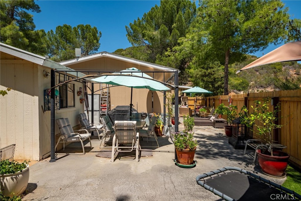 35109 Highway 79 116/117