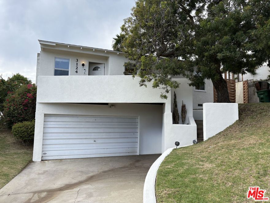 Experience coastal living at its finest in this beautifully updated 3 bedroom, 1 bathroom Santa Monica home, showcasing breathtaking ocean and city views. Sunlight fills the spacious living room, highlighting gleaming hardwood floors and timeless character throughout. The remodeled kitchen features modern appliances, sleek finishes, and thoughtful design for everyday comfort. Step outside to a lush, landscaped backyard complete with a private jacuzzi - perfect for relaxing or entertaining under the stars. Additional features include recessed lighting, in-home laundry, and a serene setting that captures the best of Santa Monica living. One-year lease required, AVAILABLE November 1st!