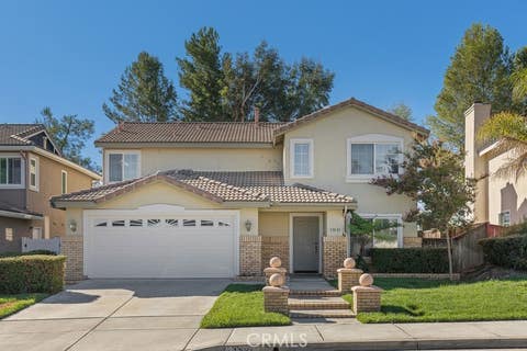 Photo of 33021 Paterno Street, Temecula, CA 92592 (MLS # SW26172045)