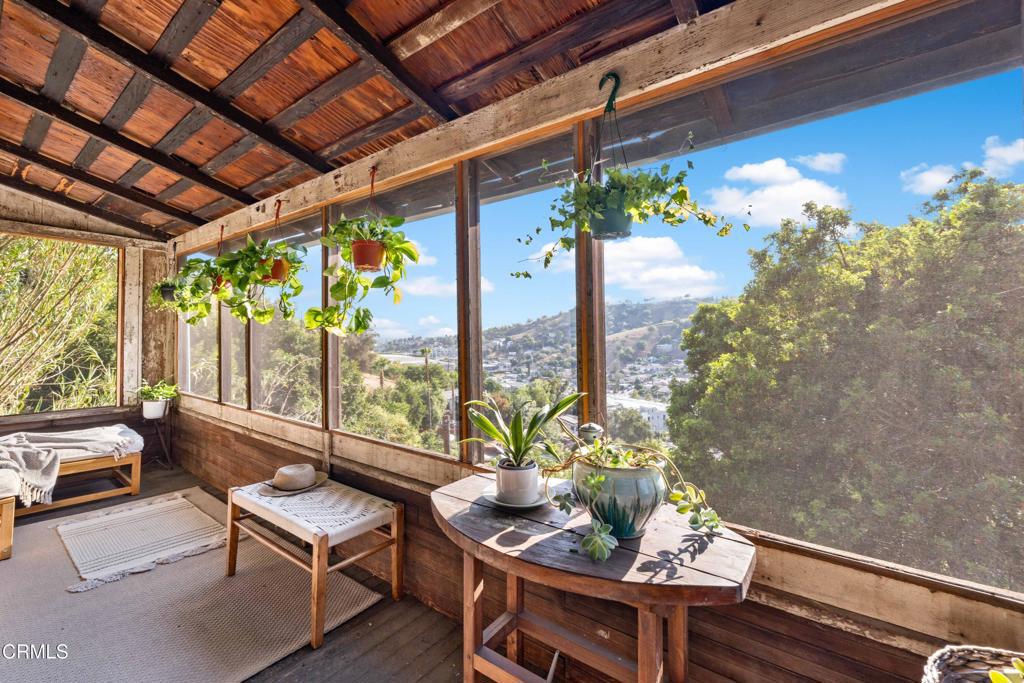 Properties 3 4354 O Neil Street