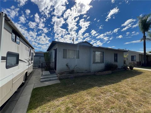 5214 E Peabody Long Beach CA 90808