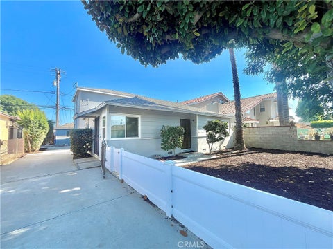 Photo of 936 E Sandra Ave, Arcadia, CA 91006 (MLS # AR26140715)