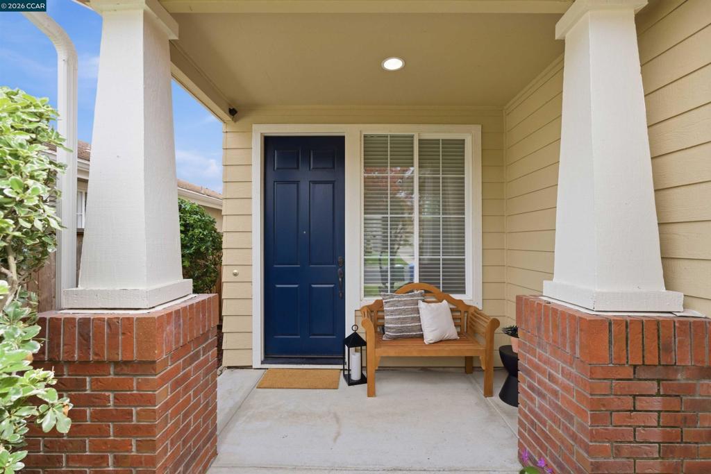 77 Casablanca Ct